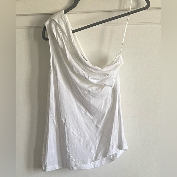 RtA Lynette One-Shoulder Top. Pre-Owned - Picture 4 of 8